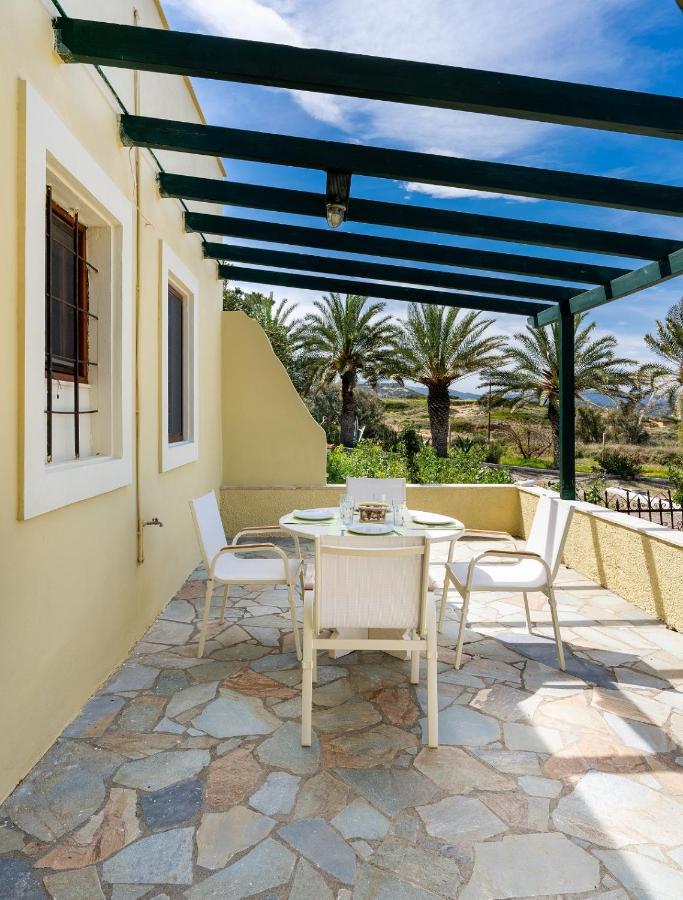 Carissa House In Crete Lägenhet Sitia  Exteriör bild